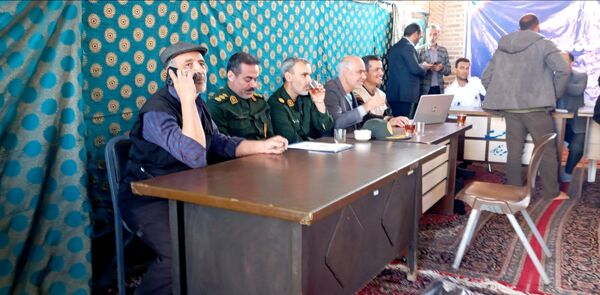 میز خدمت در آخرین نماز جمعه آبان ماه