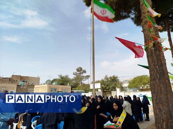 آغاز سال تحصیلی جدید و نواختن زنگ مهر در کاشمر