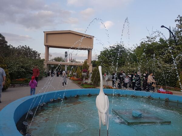 اردیبهشت زیبای باغ گیاهشناسی مشهد