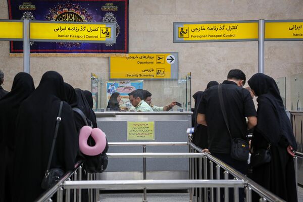 اعزام مسافران اربعینی از فرودگاه شهید بهشتی اصفهان به نجف اشرف