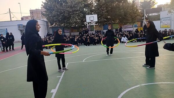 افتتاحیه المپیاد ورزشی در دبیرستان مستوفق