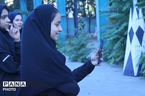 پیش از سوت آغاز ، ثبت لحظه‌های ناب دختران روستایی و عشایری
