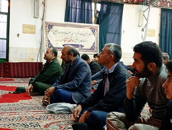 مراسم افطاری ویژه بسیجیان و خانواده بسیجیان گردان امام حسین(ع) کاشمر