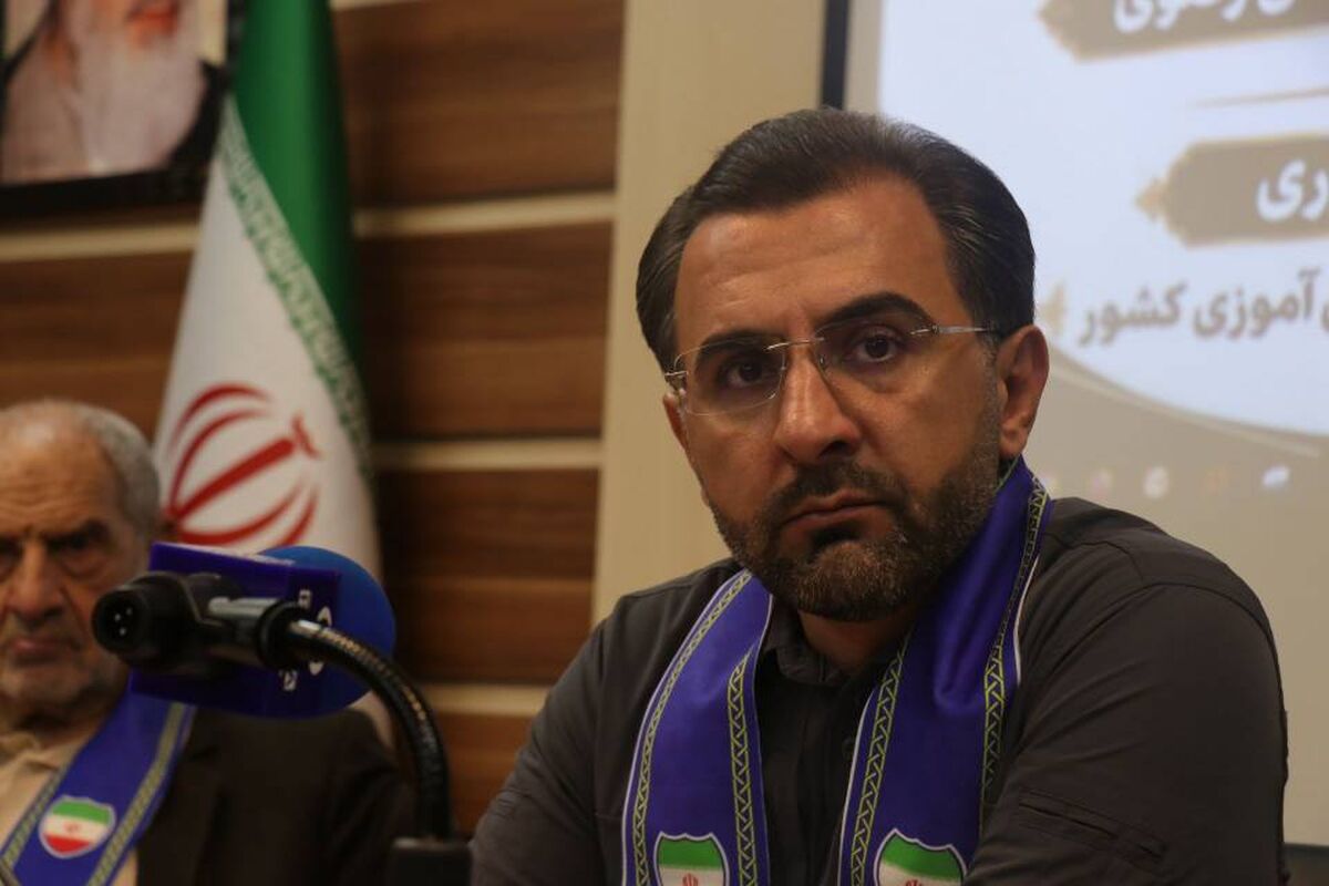 سازمان دانش آموزی باید زمینه تربیت تمام ساحتی و نقش‌آفرینی و مسئولیت‌پذیری بیشتر دانش‌آموزان را فراهم کند 