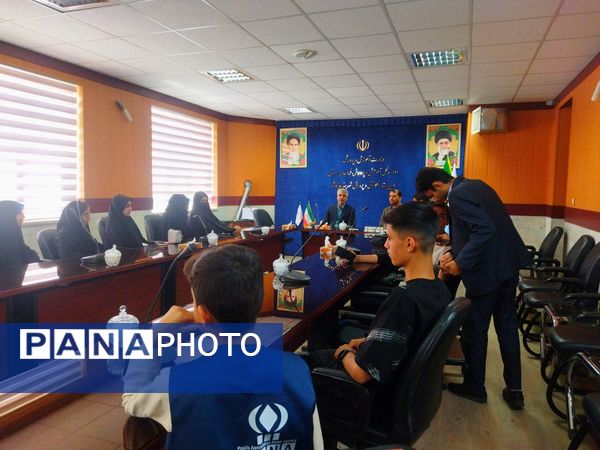 مراسم تجلیل از خبرنگاران پانا کاشمر 