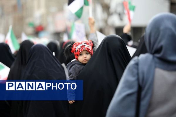 حماسه حضور مردم غیور باقرشهر و کهریزک در راهپیمایی ۲۲بهمن