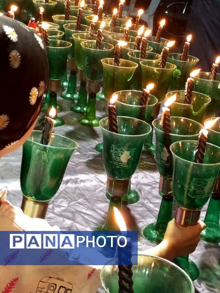 مراسم عزای شام غربت هشتمین آفتاب دل ها، همراه با آیین شمع‌گردانی 
