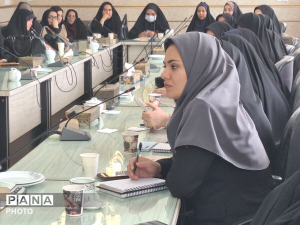 جلسه معاونین پرورشی ناحیه ۵ مشهد