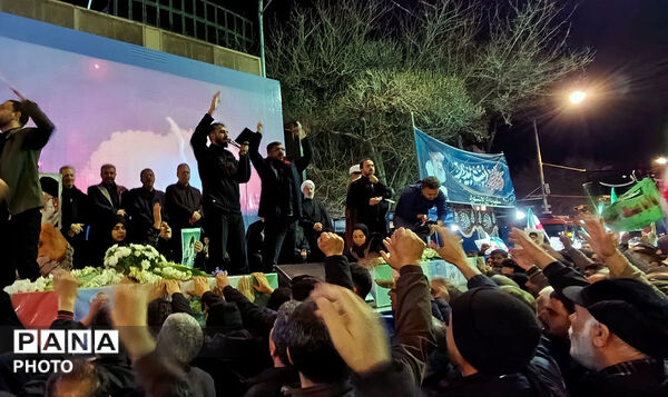وداع مردم شریف عزدار شهرستان با دو شهید جنگ صهیونیستی 