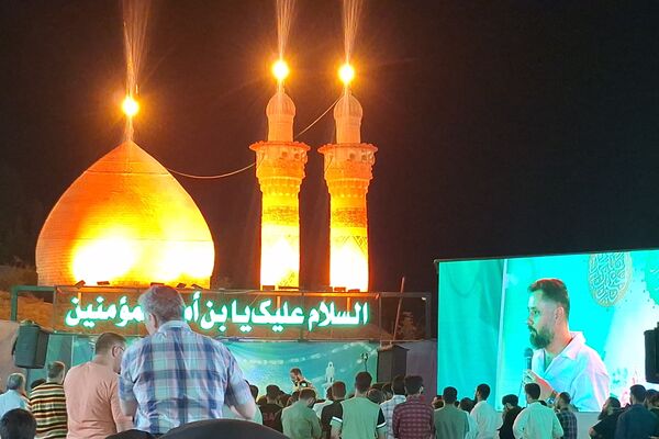 حال و هوای کافه شهدا در شب میلاد نبی اکرم(ص) و امام جعفر صادق (ع)