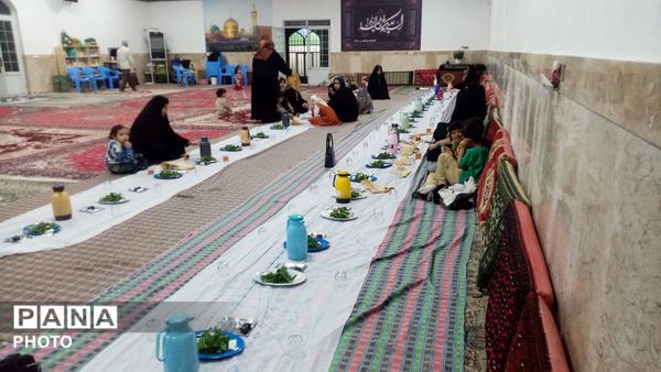 ضیافت افطار در امامزاده سید قاسم روستا ارغا خلیل آباد