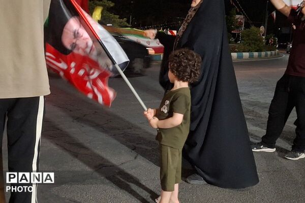 اجتماعات شهروندان فاز چهار اندیشه در میدان شهدای گمنام