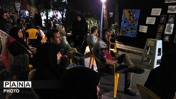 گذری بر کافه گفتگوی حسینیه امام خمینی در صد وبیست و  چهارمین شب 