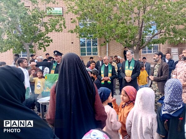 حضور خادمان حرم امام رضا (ع) در روستای آبنیه
