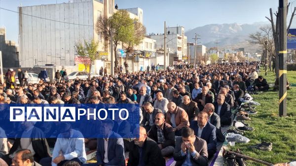 اقامه نماز عید فطر در یاسوج