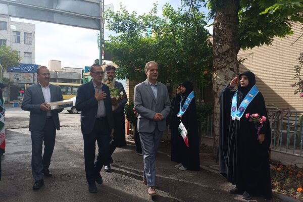 برگزاری مراسم بزرگداشت روز معلم در نیشابور 