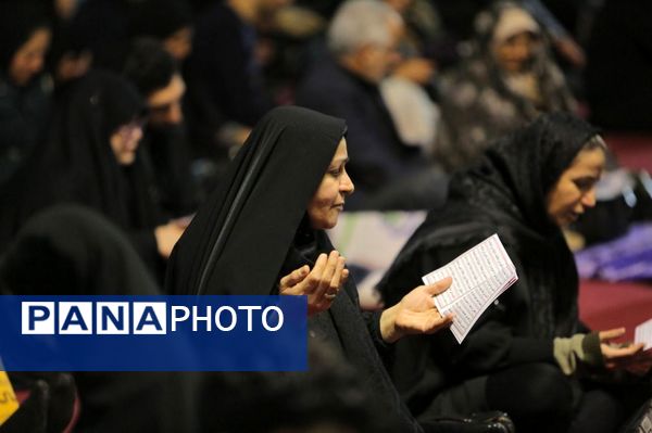 مراسم پرفیض سومین شب احیای لیالی‌القدر در آستان مقدس امام زاده طاهر کرج