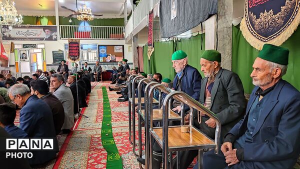 اقامه نماز عبادی سیاسی جمعه در شهر دارالسادات بار نیشابور 