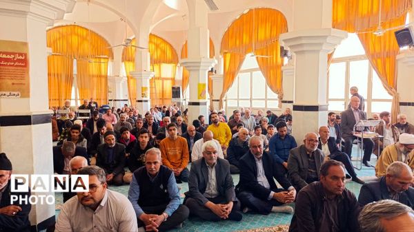 نخستین نماز جمعه ماه مبارک رمضان در شهرستان خلیل‌آباد 