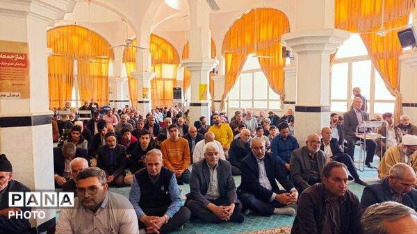 نخستین نماز جمعه ماه مبارک رمضان در شهرستان خلیل‌آباد 
