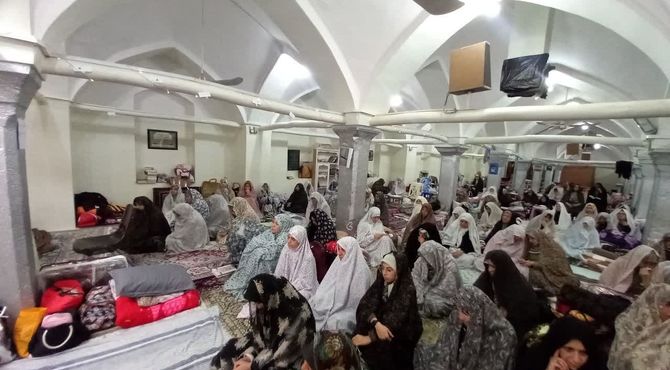  مراسم اعتکاف دانش آموزی در مسجد حجتیه فلاورجان 