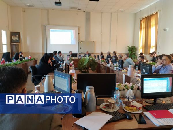  ششمین جلسه پروژه مهر ناحیه ۶ در هنرستان دارالفنون