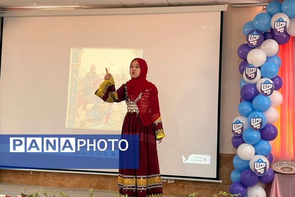 زنگ آغاز رقابت‌های هنری در گل‌های نمونه ورامین به صدا در آمد