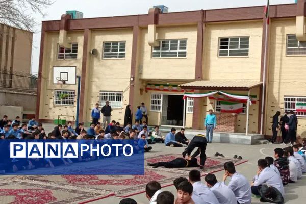 فرزندان ایران از مدارس شهریار تا راهپیمایی