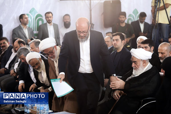 آیین بهره‌برداری و رونمایی از طرح‌های ارتقا عدالت آموزشی و پرورشی بنیاد مستضعفان