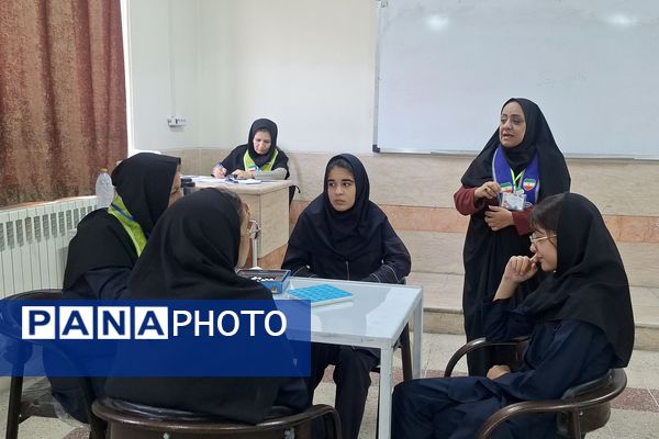 مسابقات بازی‌های فکری رویش دختران مرحله استانی در شیراز