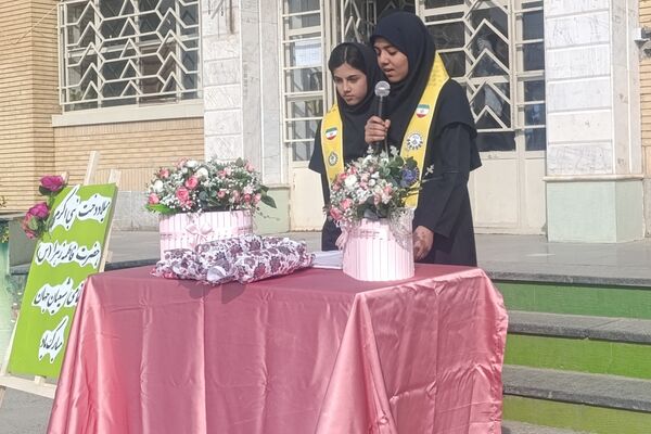 مراسم ولادت حضرت فاطمه زهرا (س) و روز مادر در دبیرستان مهر نیشابور