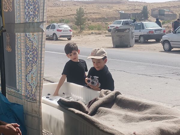 موکبی با رنگ و بوی مقاومت و شهادت 