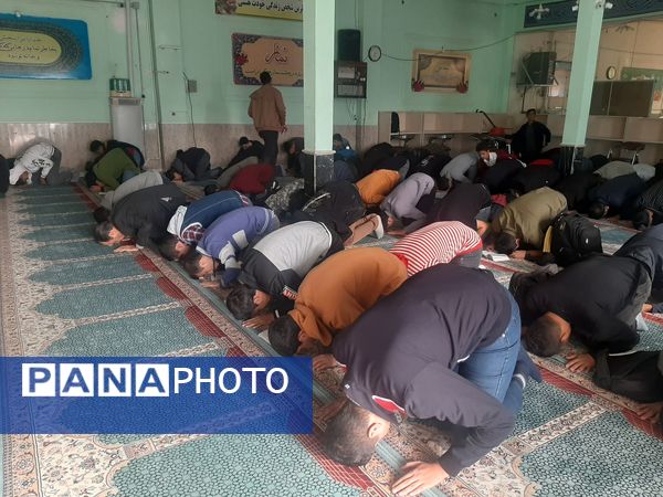 اولین مراسم زیارت عاشورای  دبیرستان شاهد ابوذر غفاری نیشابور به‌مناسبت شهادت شهید سید حسن نصرالله 