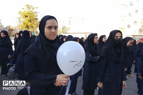 از نیمکت های مدرسه تا سفره های مهربانی،شاهد مرضیه میزبان جشن عاطفه ها
