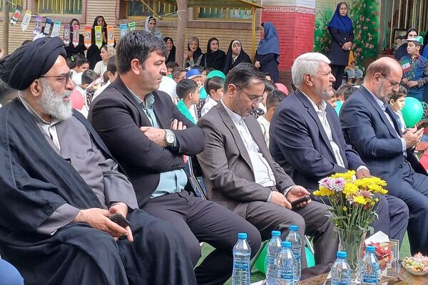 گام نهادن دانش‌آموزان کودکستانی شهرستان ورامین در مسیر تعلیم و تربیت