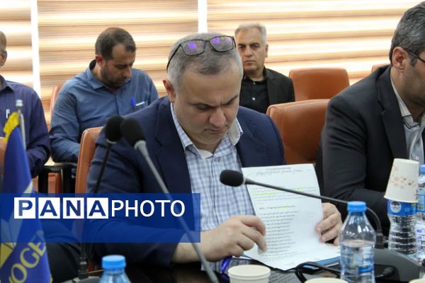 بازدید معاون قوه قضاییه و استاندار مازندران از ناحیه صنعتی گلوگاه 