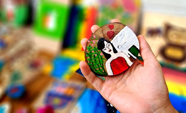 سفری به دنیای رنگارنگ هنر