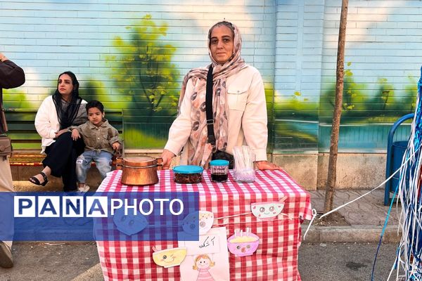 مهد اولیا؛ ابتکار خلاقانه معاون پرورشی دبستان سعادت برای مشارکت ویژه اولیا با کادر مدرسه