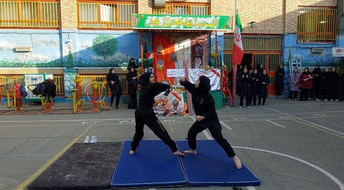 المپیاد درون مدرسه‌ای در دبیرستان شاهد حضرت زینب(س)