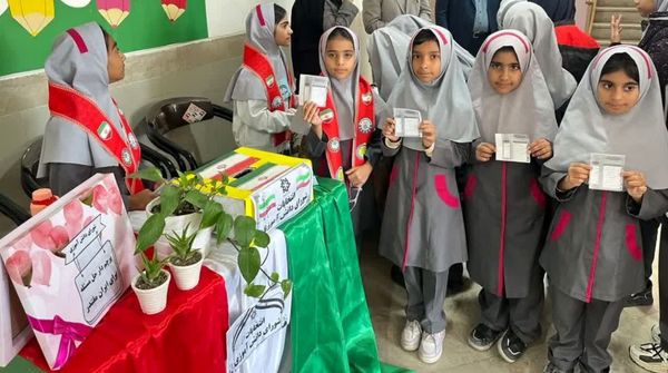 برگزاری بیست و هشتمین دوره انتخابات شورای دانش آموزی