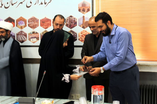 مراسم تجلیل از خبرنگاران خبرگزاری پانا شهرستان نایین به‌مناسبت روز خبرنگار 