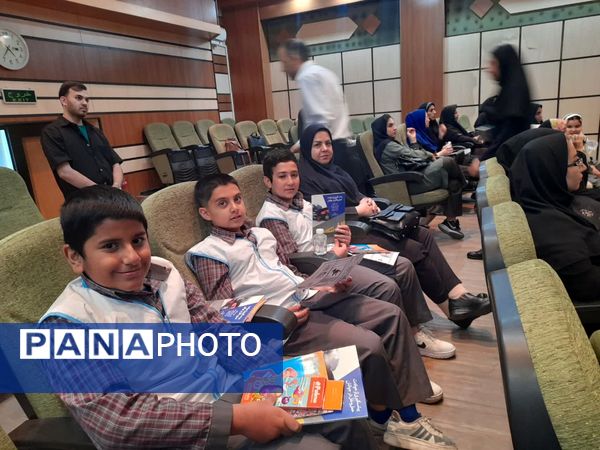 برگزاری مراسم هفته سلامت با حضور دانش آموزان
در اسلامشهر 