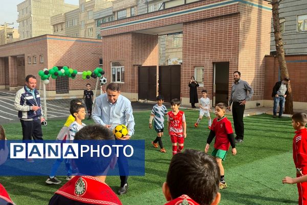 افتتاح چمن مصنوعی دبستان فرشچی اسلامشهر 