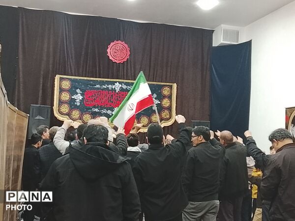   اجتماع مردمی در ناحیه 5 مهشهد به خونخواهی امام سید علی خامنه‌ای 