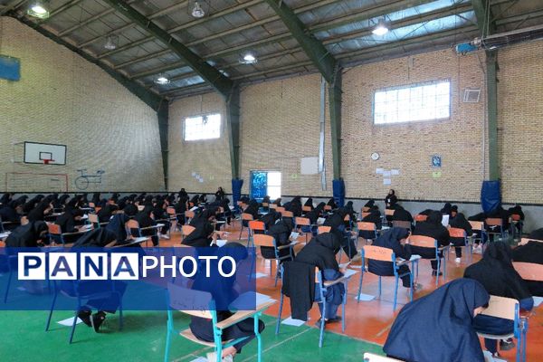 بازدید ستادی از حوزه‌های برگزاری امتحانات نهایی در فاروج 