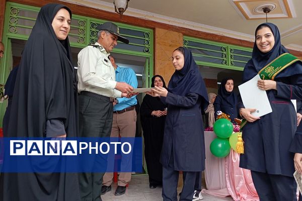مراسم جشن ولادت حضرت معصومه (س) و روزدختر در دبیرستان حضرت ولیعصر (عج) ری یک