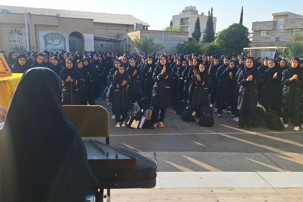 مراسم بزرگداشت حافظ در آموزشگاه پویش ناحیه ۳ شیراز 