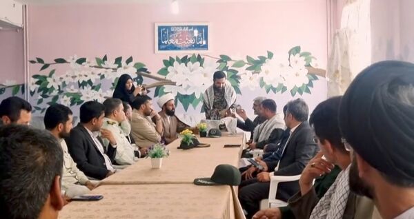 آیین افتتاحیه طرح بازگشایی مدارس و زنگ ایثار و مقاومت در شهرستان صالح آباد