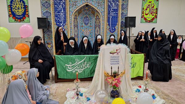 شور و شادی میلاد منجی عالم در دارالقرآن امام حسین (ع) ناحیه ۶ مشهد