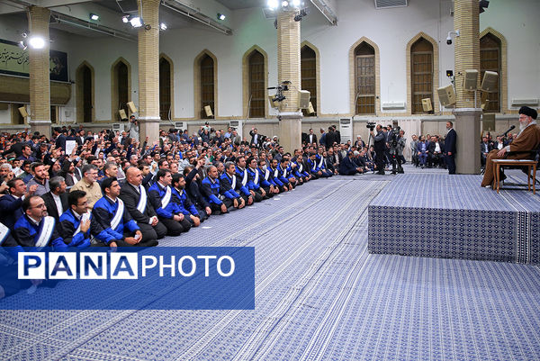 دیدار کارگران با رهبر معظم انقلاب